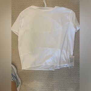 Lululemon White Athletic Shirt - Brand New Size 8